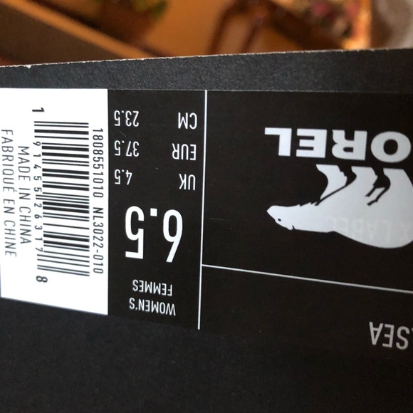 New sorell boots - Picture 2 of 4